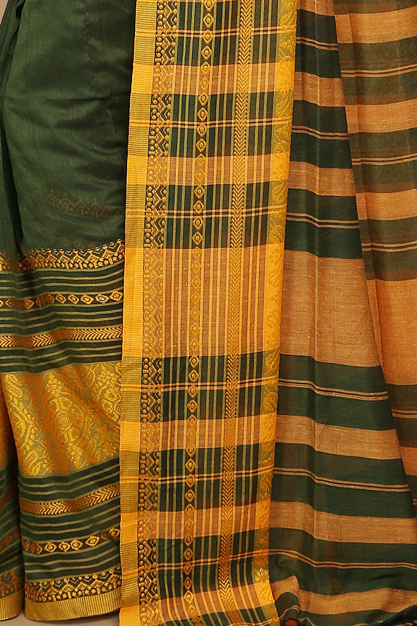 mahapar cotton saree (Pesta)