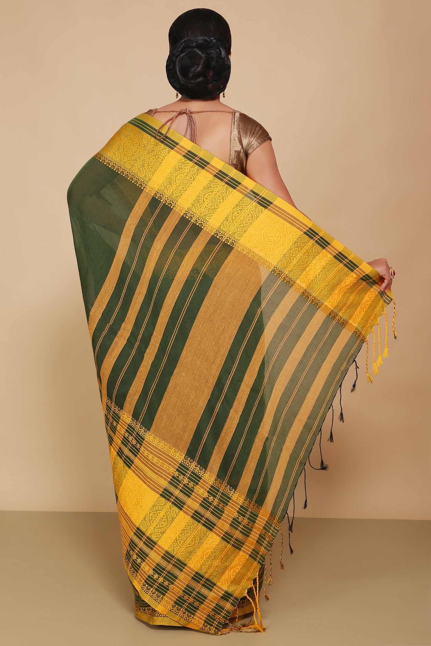 mahapar cotton saree (Pesta)